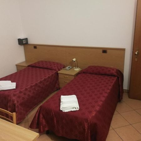 Albergo Della Stazione Cairo Montenotte Zimmer foto